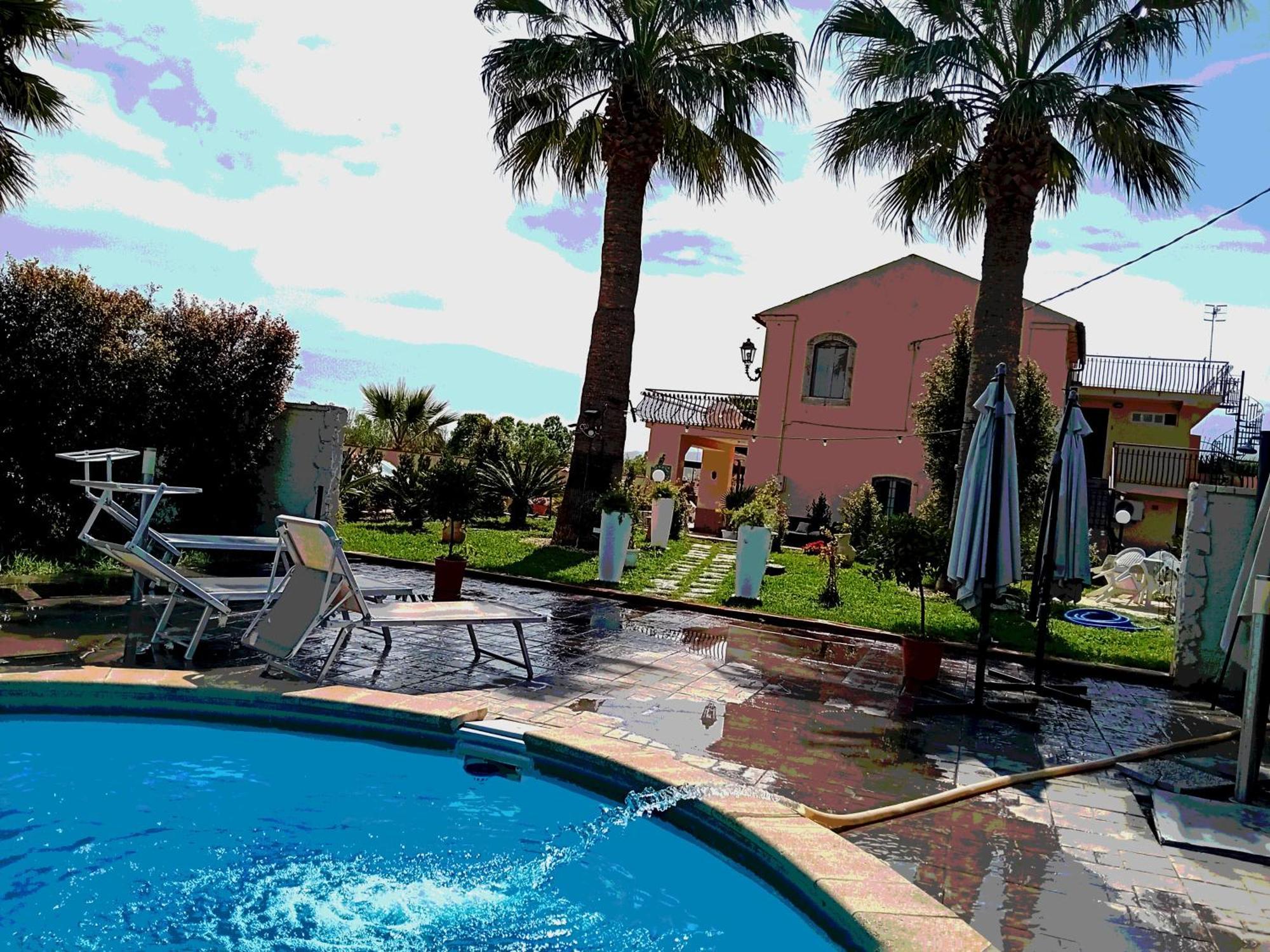 Villa Laura Apartment Giardini Naxos Exterior foto